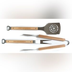 MARVEL CAPTAIN AMERICA 3-PIECE OUTDOOR BBQ GRILL UTENSIL SET